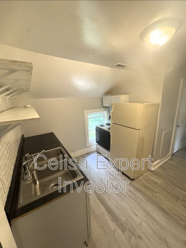 Photo - 2401 Miner St Unit 3