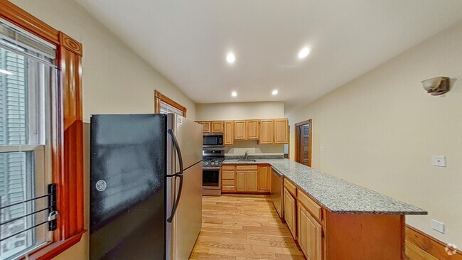 Building Photo - 6 Carmel St Unit 4 Rental