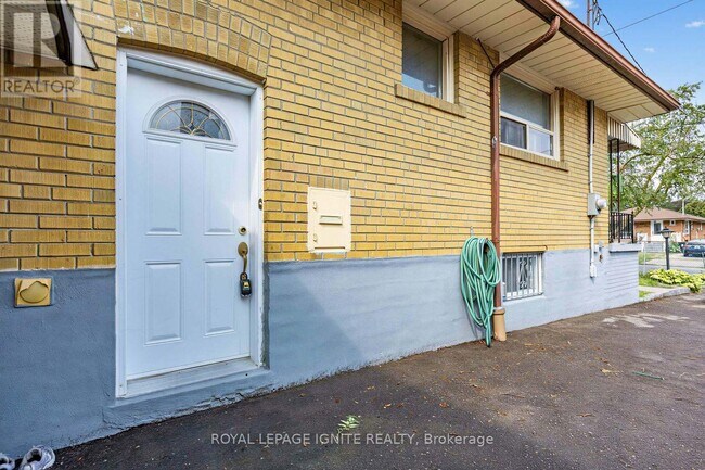 Photo - 61 Jarwick Dr