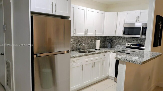 Photo - 3855 SW 79th Ave Unit 47