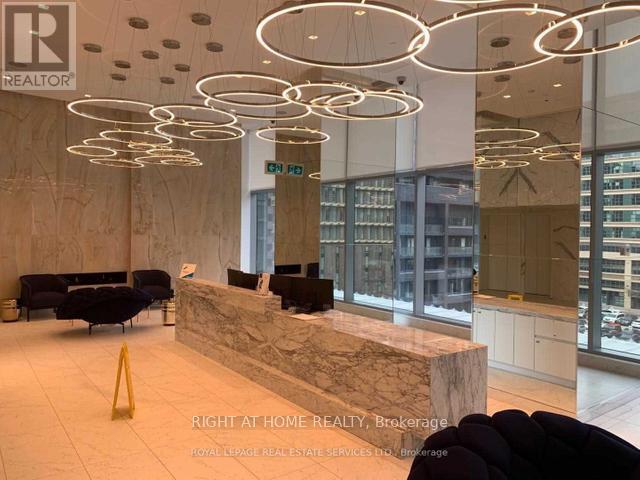 251 Jarvis St Unit 216