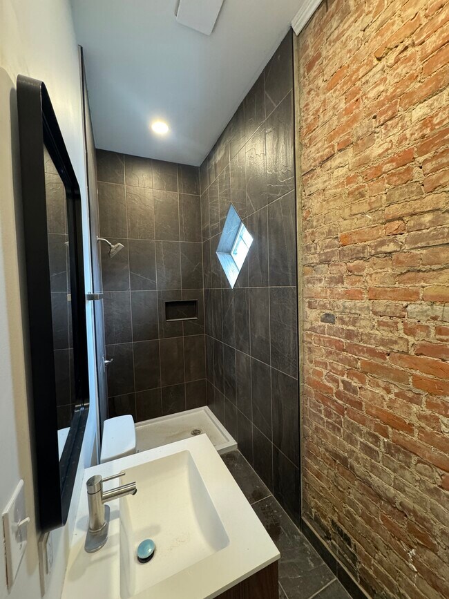 Photo - 839 S Jackson St Unit 7