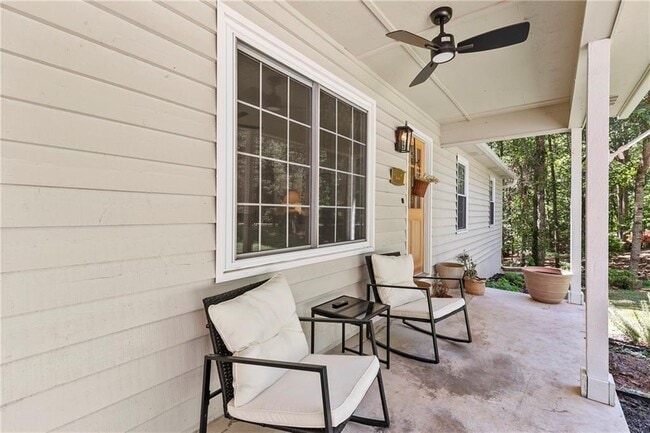 Photo - 2667 Tammi Ln