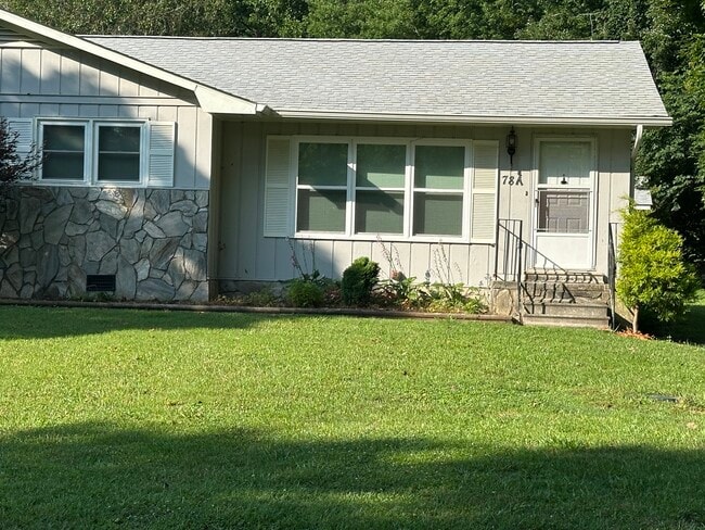 Front of the house - 78A Dries Dr Townhome