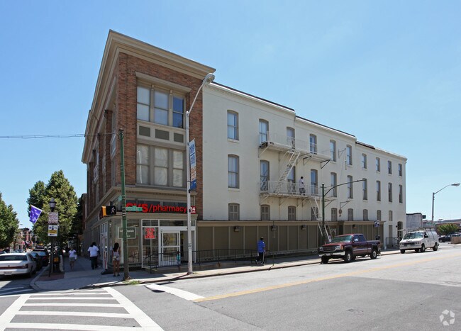 Primary Photo - 1000 S Charles St