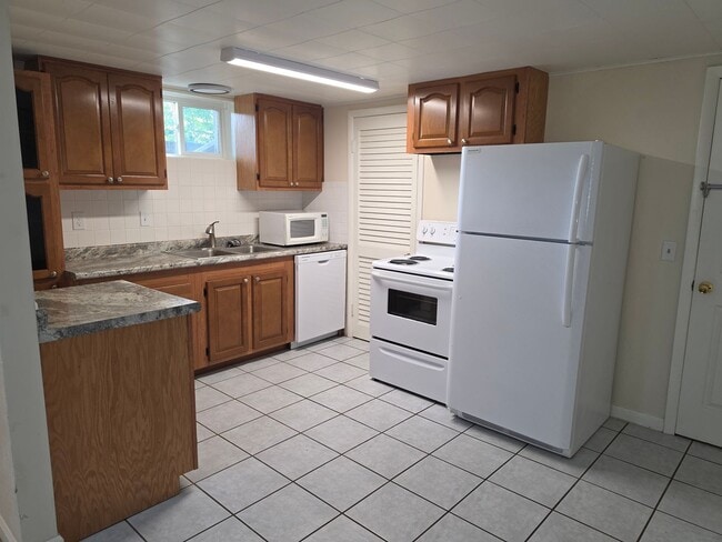4762 Greenfield Dr Unidad 2