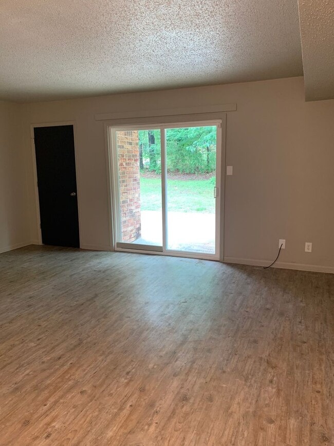 Photo - 1901 W Nettleton Ave Unidad A