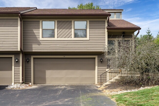 Building Photo - 652 Hidden Valley Ct Unit 652 Rental