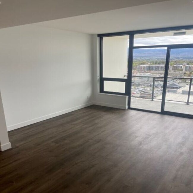 Photo - 1471 St Paul St Unit 1303