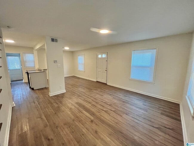 Photo - 1711 Valley Ave Unidad A