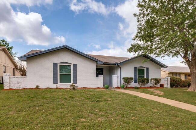 Photo - Solar-Powered 3BD in Lancaster with Included Yard Care & Low Utilities