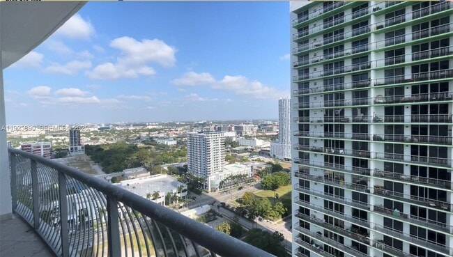 Photo - 1750 N Bayshore Dr Unit 3009