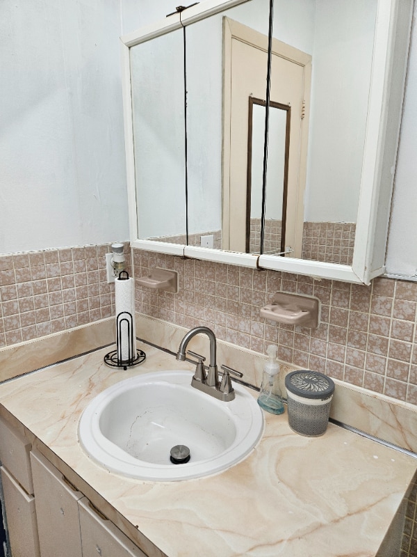 Photo - 5881 NW 16th Pl