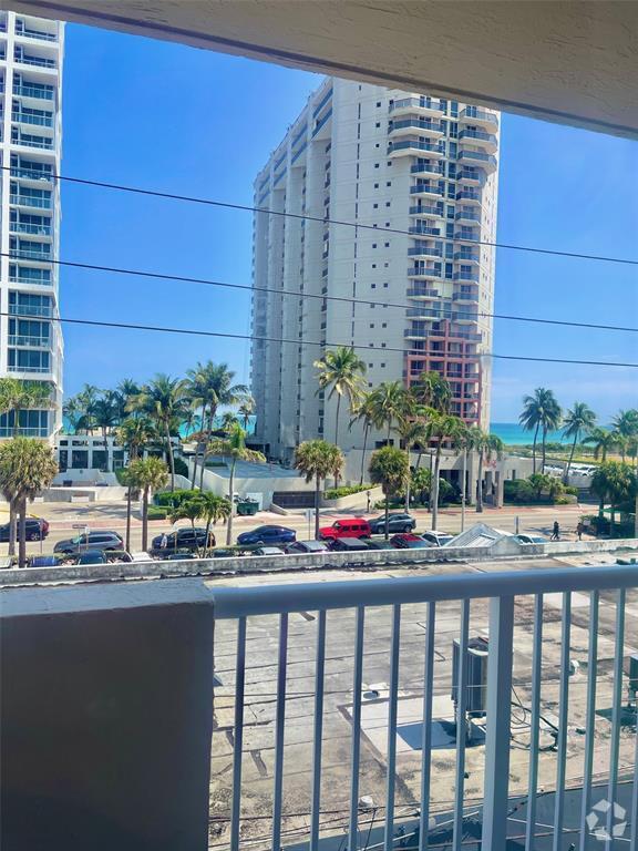 Building Photo - 6801 Harding Ave Unit 412 Rental