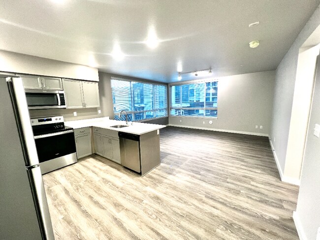 Photo - 2330 Yakima Ct Unidad D203