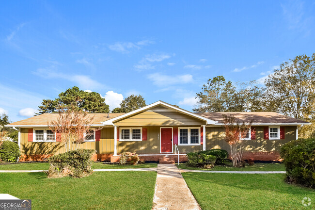 Building Photo - 6884 Laurel Wood Dr Rental