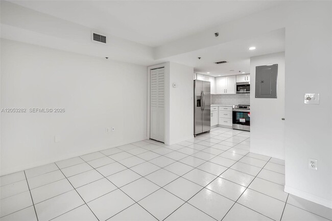 Photo - 1650 Coral Wy Unit 604