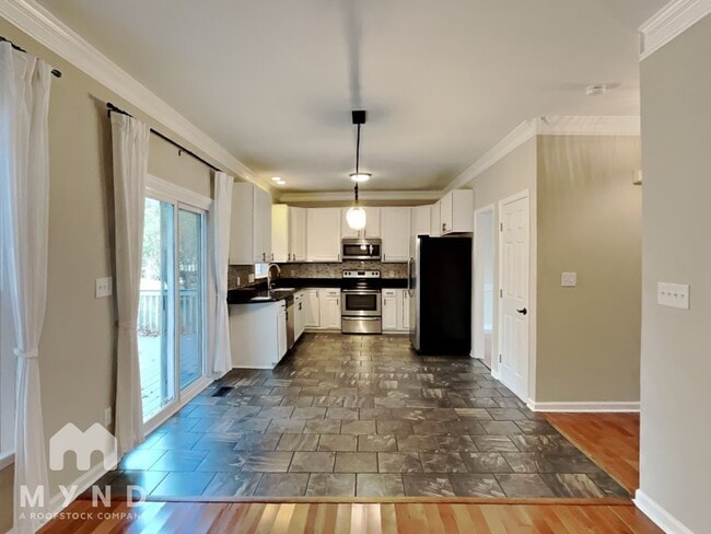 Photo - 2513 Clerestory Pl