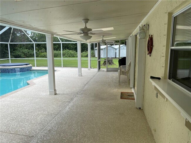 Photo - 2235 10th Ln