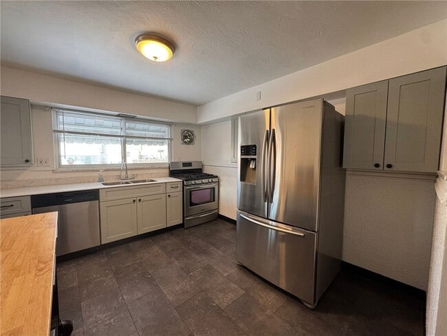 Photo - 311 Linden Ave