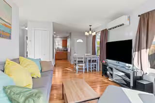 Photo - 763 18th St NE