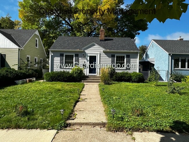 Building Photo - Northeast Single Family Home, Fenced Yard,...