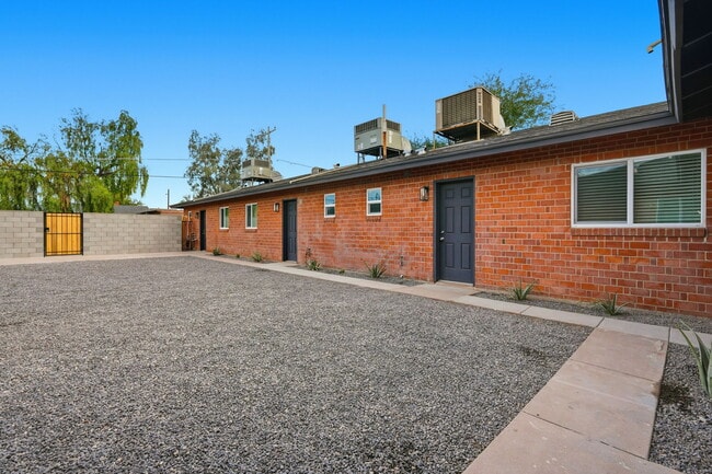 Photo - 1801 N 18th St