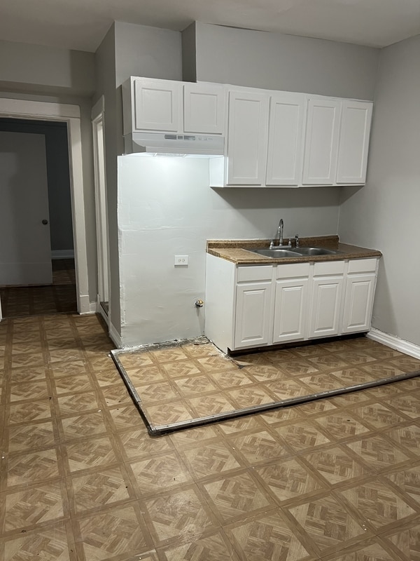 Building Photo - 8362 S Brandon Ave Unit 1R