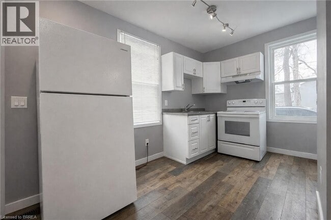 Photo - 33 Dumfries St Unité B