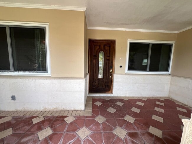 Photo - 2001 N 41st Ave