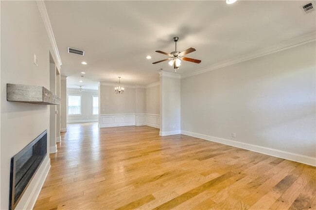 Photo - 1642 Canopy Chase NE