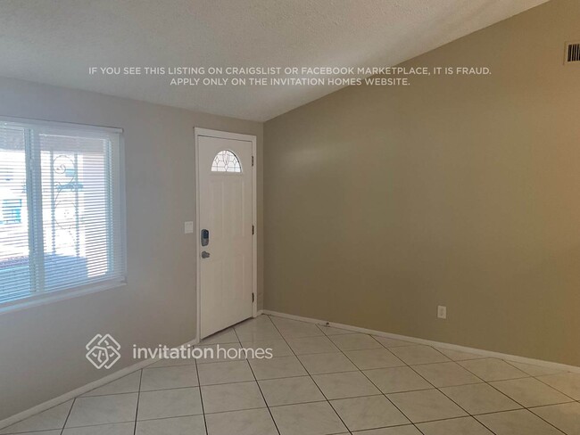 Photo - 981 Porter Dr