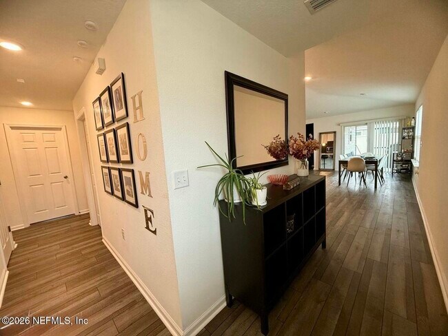 Photo - 8161 Lumber Wy