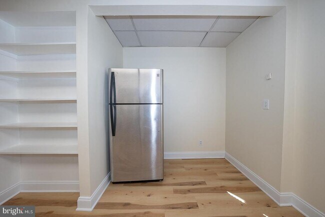 Photo - 1 S Valley Rd Unit 201