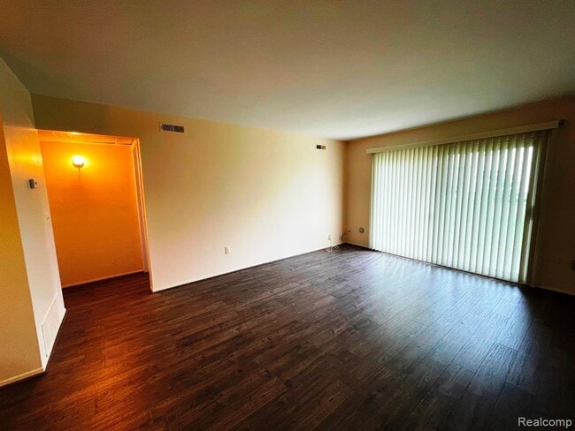 Photo - 902 Chestnut Hill Dr Unit C