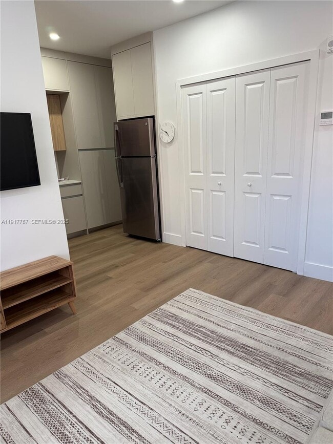 Photo - 1619 Jefferson Ave Unit 307