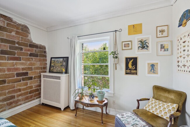 Photo - 2733 Girard Ave S Unit 306