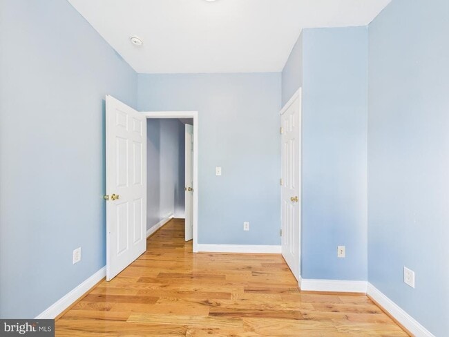 Photo - 1735 French St