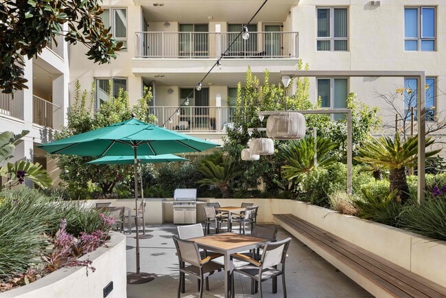 Photo - Hollywood Arts Collective