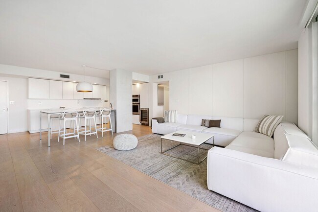 Photo - 650 West Ave Condo Unit # 2807
