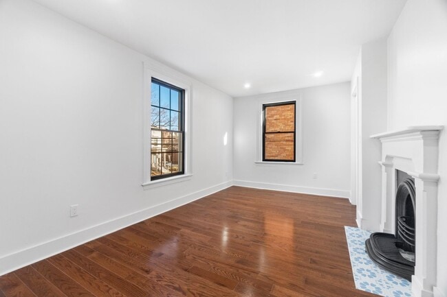 Photo - 54 Trumbull St Unit 54-2