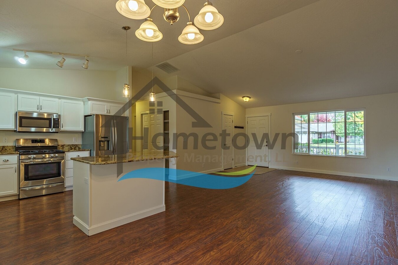 3 Bedroom 2 Bathroom Home with Attached 2 House Rental in Coeur d