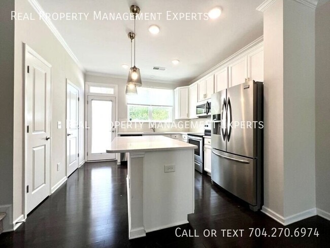 752 River Park Road