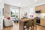 2BR, 2BA - 600SF - Living Room