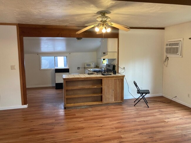 Photo - 291 Washington St