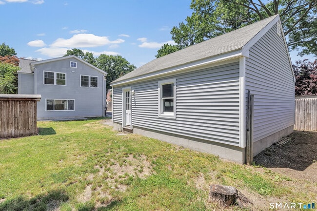 41 Frisbie St