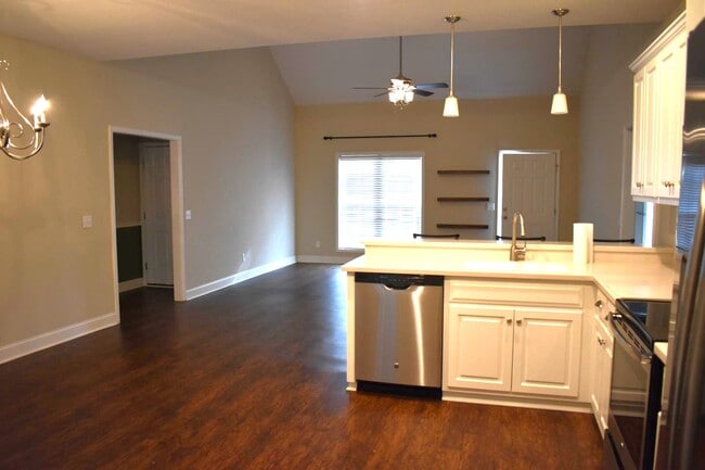 Photo - 441 Serenity Ave