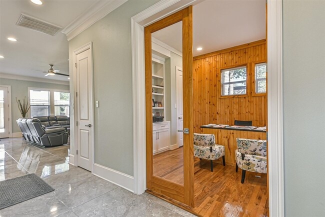 Photo - 18659 Clover Path