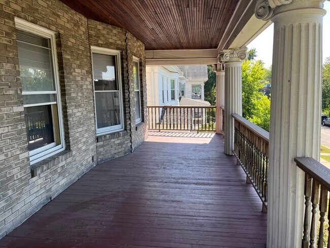 Photo - 2215 Pleasant Avenue South