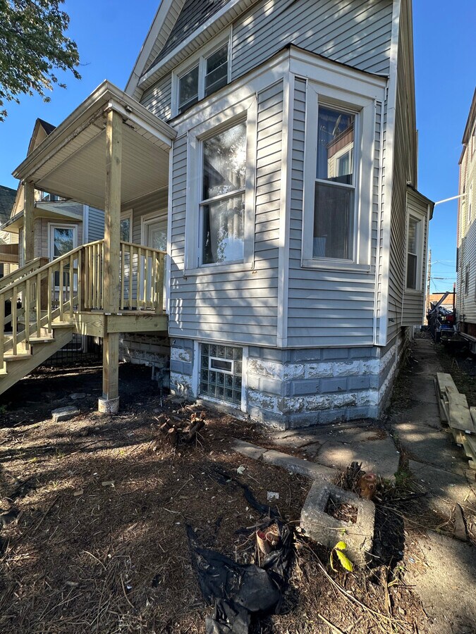 Photo - 3836 W Wabansia Ave